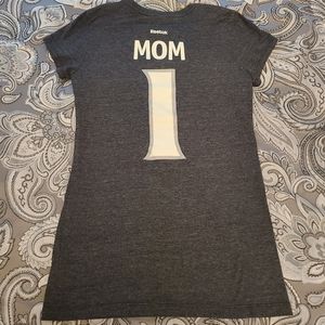 LA Kings #1 Mom Shirt NHL Hockey Size Medium